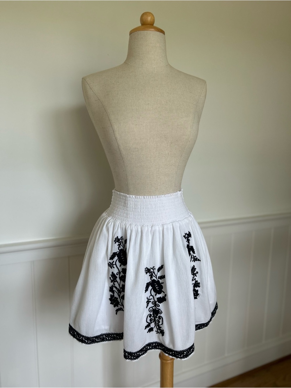 J. Crew White Circle Skirt with Navy Blue Floral Embroidery